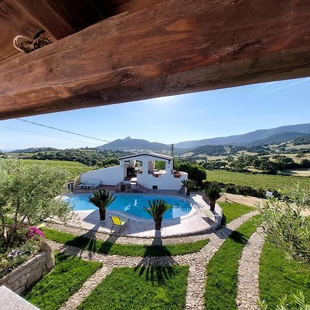 Agriturismo B&B Domo De Resteblas Berchidda Esterno foto